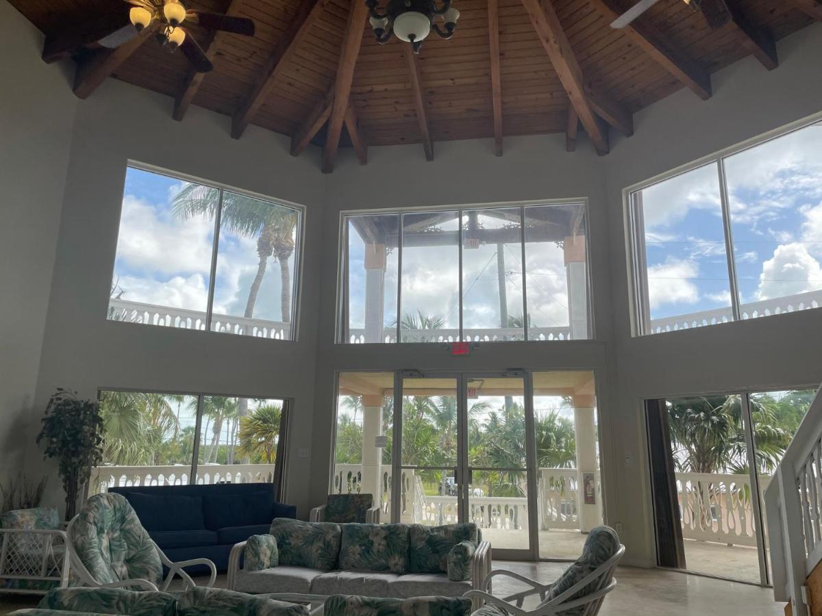 Coconut Cove Resort & Marina Айламорада Экстерьер фото