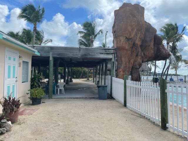 Coconut Cove Resort & Marina Айламорада Экстерьер фото